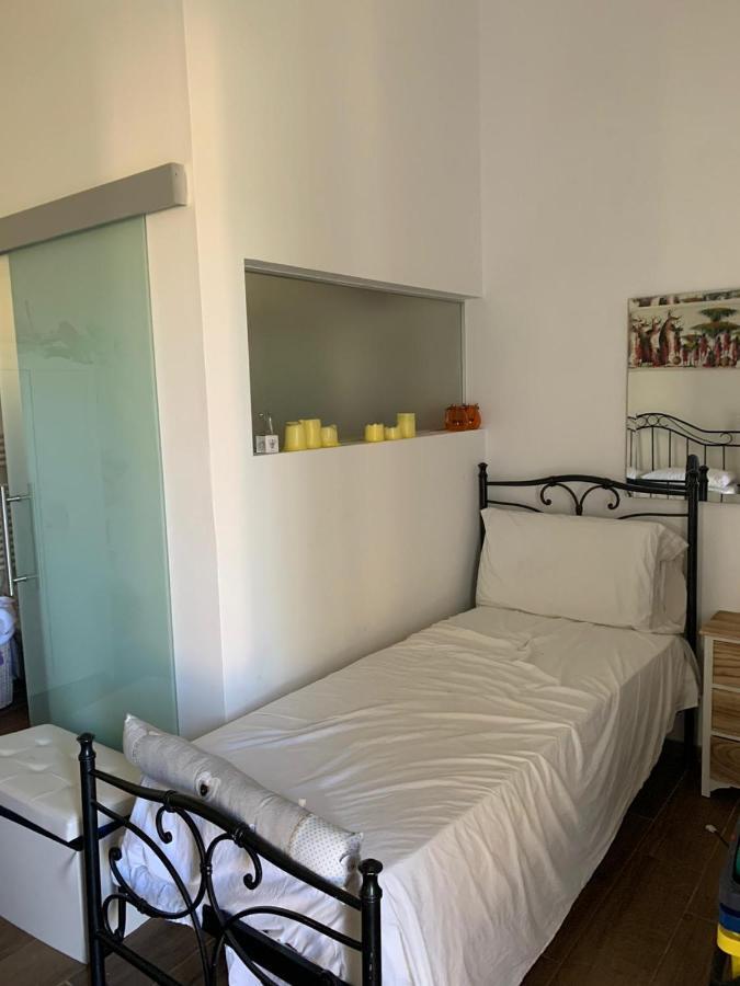 B&B Medali Vernole Exterior photo